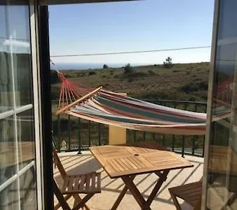 Yellow House Ericeira Casa de Férias Santo Isidoro