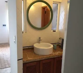 Yellow House Ericeira Casa de Férias Santo Isidoro