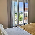 Prázdninový dům Yellow House Ericeira *